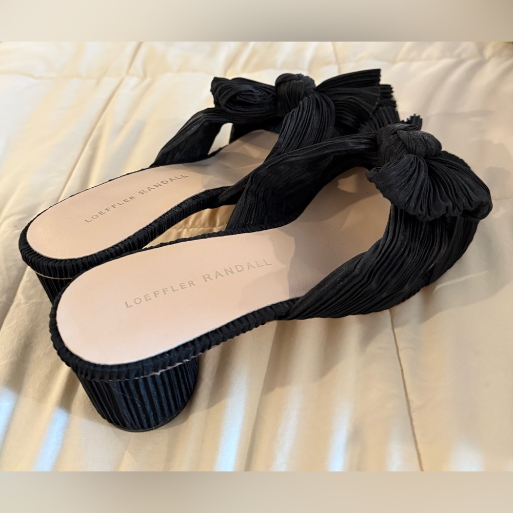 Loeffler Randall Emilia Pleated Knot Mule in Black Size 7 Worn once Tuckernuck